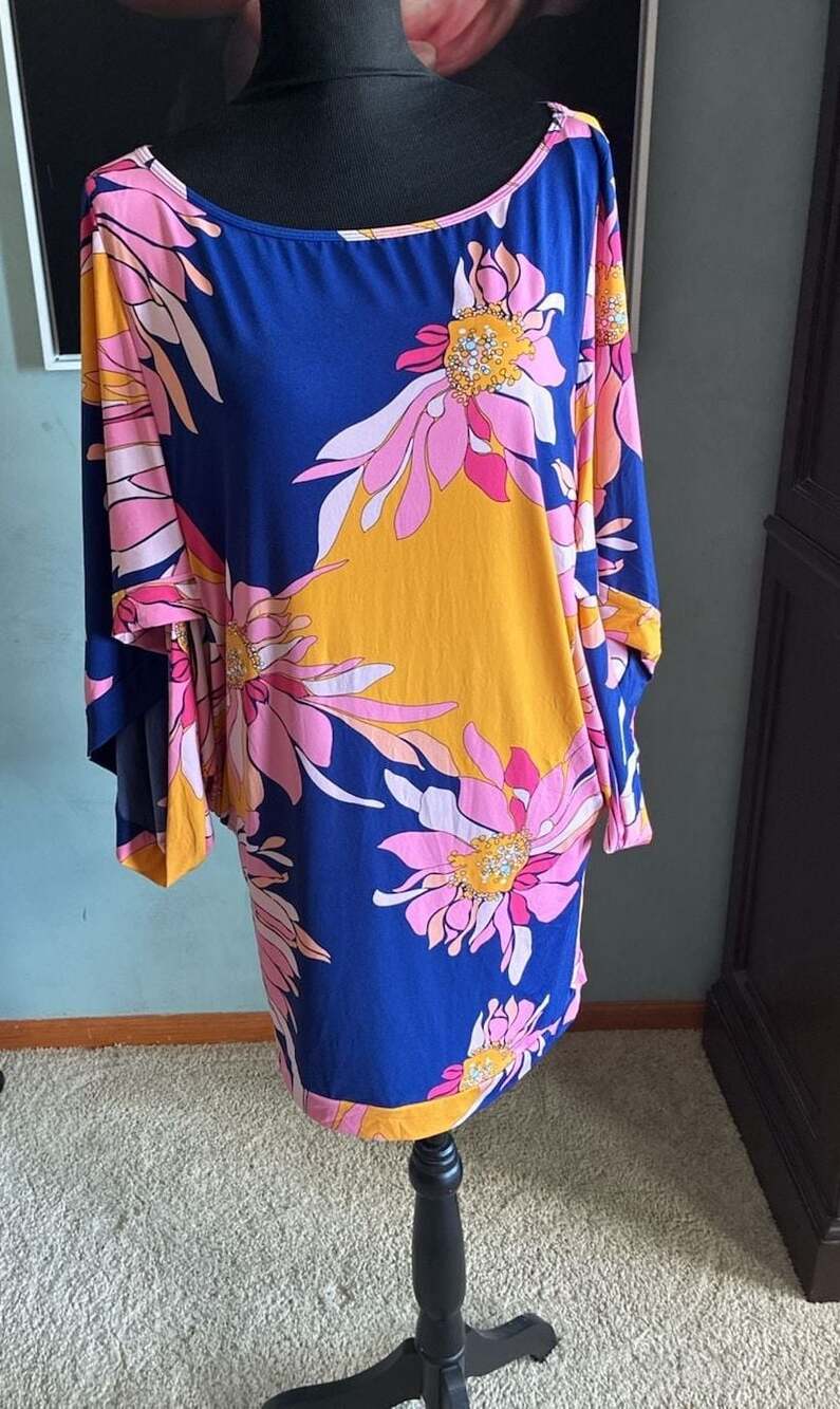 Trina Turk Breeze Floral Print Caftan Swim Cover-Up Tunic A543